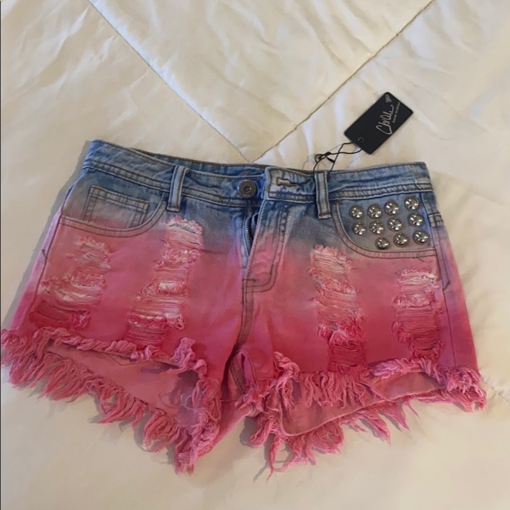 NWT ChiQle Distressed Tie-Dye Jean Shorts Sz M